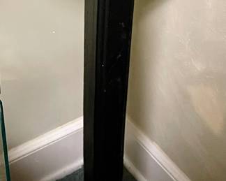 TALL PEDESTAL