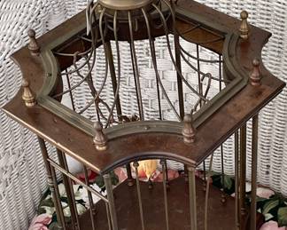 VINTAGE CAGE DECOR