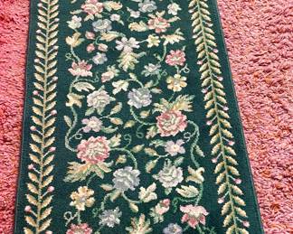 FLORAL RUNNER