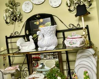 MISCELLANEOUS SERVEWARE, ACCENTS, VINTAGE METAL LEAF WALL SCONCES