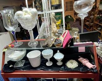 MISCELLANEOUS ACCENT PIECES