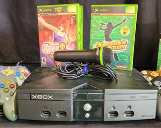 XBOX video games and console lot