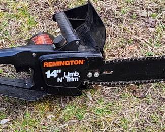 electric chainsaw