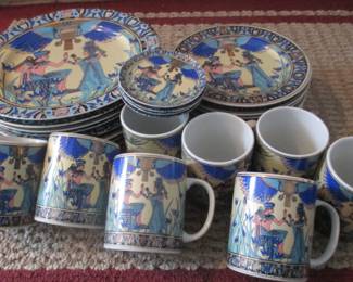 Porcelain Egyptian  Dinner Set