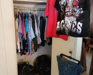 Men's Clothing & Jackets