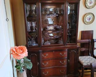 Vintage China Cabinet, Vintage Glassware