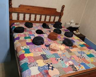 Vintage Full Bed, Vintage Women's Hats