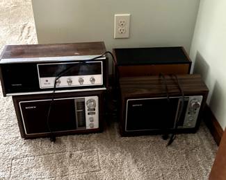 vintage radio (can be found playing in rooms)