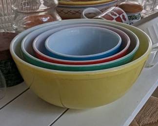 Pyrex EARLY SET Primary Color Vintage Nesting Mixing Bowls Set No Size Numbers