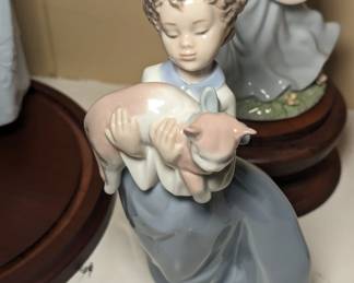 Lladro Figurine