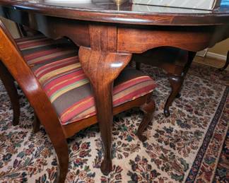 American Drew Dining Table & Chairs