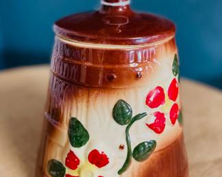 Vintage cookie jar 