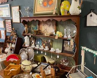 Antique Barley Twist Table and hutch/plate holder.