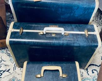Vintage Samsonite - inside in great condition.