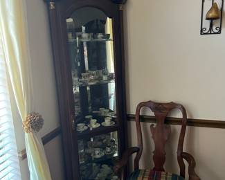 Curio cabinet (2)