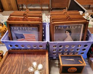 custom made magazine displays