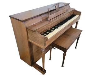 1940s Mehlin and Sons Piano....pickup in Apple Valley