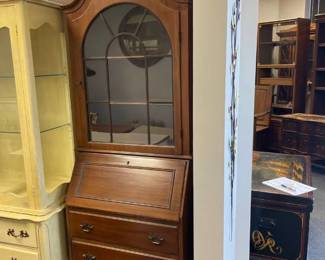 Rockford drop front secretary hutch 78 x 27 x 16 in