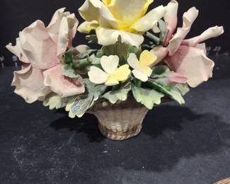 Capodimonte bouquet 8 in. tall with a few chips