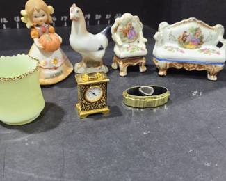 Home decor including 2 pieces from Occupied Japan