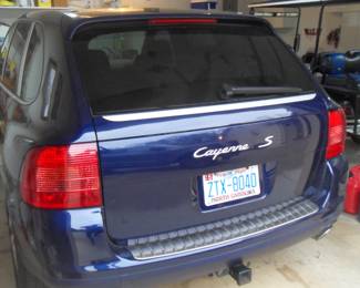 Porsche  with 140 K with a recent new engine. Great interior.  2006 year.