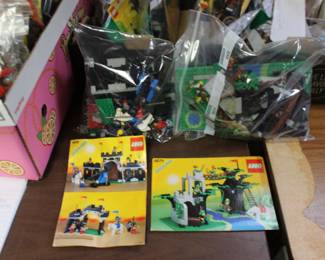 Lego 6071 Forest man's Stronghold, 6059 Knights Stronghold,