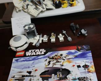 Lego Star Wars 7666 Hoth Rebel Base  Figurines