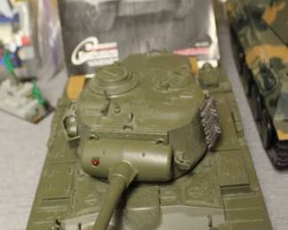 Snow Leopard Military Tank Manual