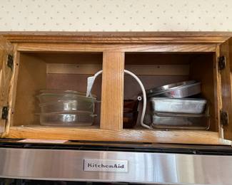 Pyrex and baking ware