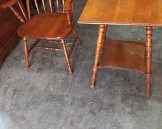 Windsor chair / oak lamp table