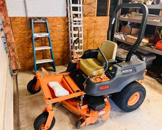 Scag Freedom Z zero turn riding lawn mower