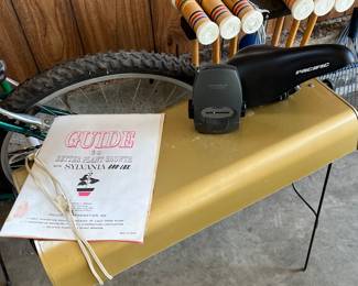 Croquet set/plant light