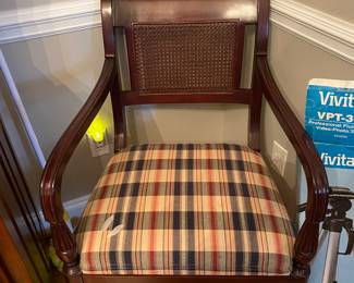 Nice Arm Side Chair