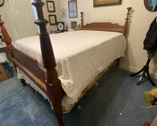 Another look at side of bed