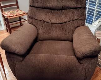Large Recliner