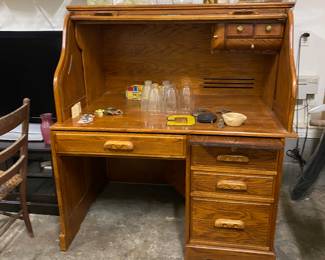 American Lifestyles Roll Top Computer Desk