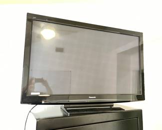 Panasonic Viera Plasma TV near mint perfectly working.  $350, 55” 