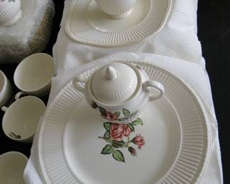 Wedgwood Moss Rose china set