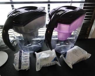 Water filter pitchers