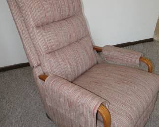 Comfy rocker, recliner, elevate your game day