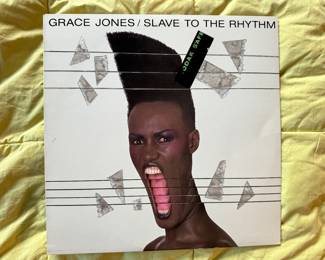 Grace Jones "Slave to the Rhythm" / ST-53021