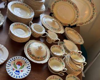Grindley Tunstall Porcelain China (89pc)