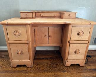 Pine 7 Drawer / 2 Pedestal Vanity (48-1/2"W x 19"D x 32"H)