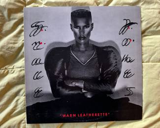Grace Jones "Warm Leatherette" / ILPS 9592
