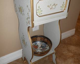 Small Entry Table