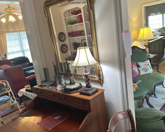 Davis Cabinet Slant Top Desk