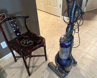 Dyson rollerball dc25 all attachments works nice, mother of pearl inlay  broken gossip chair 