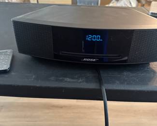 Bose Wave IV with remote 