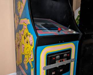 Ms Pacman, Mrs Pacman Arcade Game