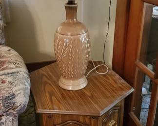 End table with lamp on top (can be purchased seprately)